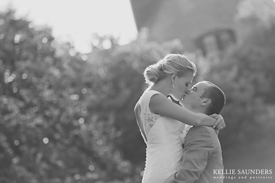 Earhart Manor wedding portraits, Earhart Manor Bridal portraits, Elegant wedding portraits